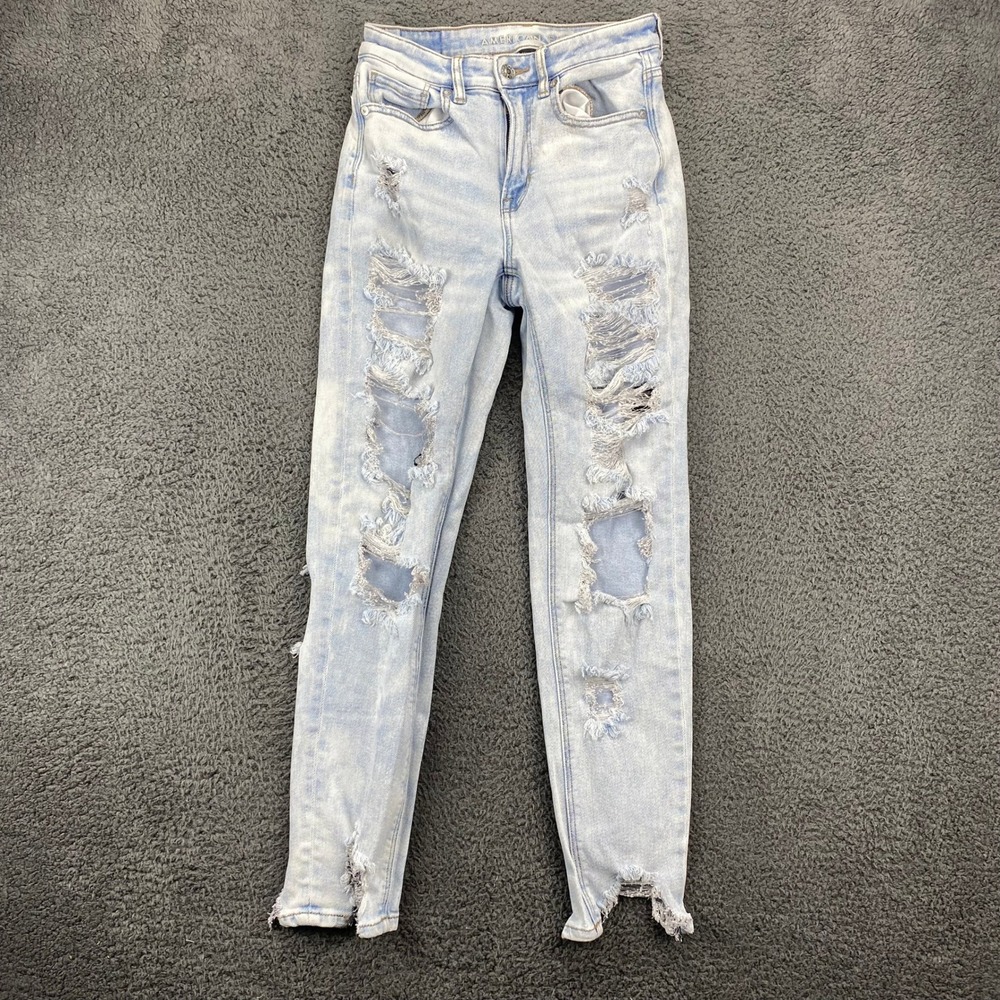 American Eagle Outfitters Light Wash Distressed Women's Jeans